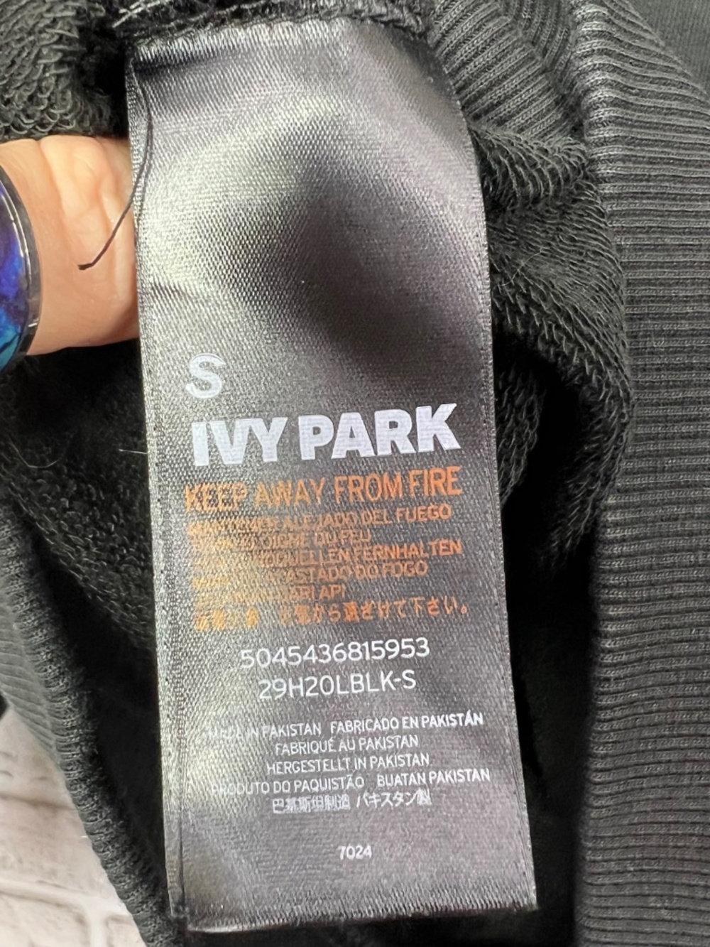 IVY PARK • Black Logo Pullover Hoodie S Oversized Graphic Sweatshirt Beyoncé - Picture 8 of 9
